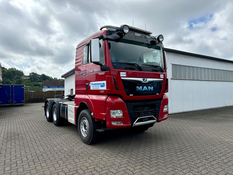 MAN TGS 33.640 6x4 Kipphydraulic-Retarder - شاحنة جرار: صور 4 MAN TGS 33.640 6x4 Kipphydraulic-Retarder - شاحنة جرار: صور 4