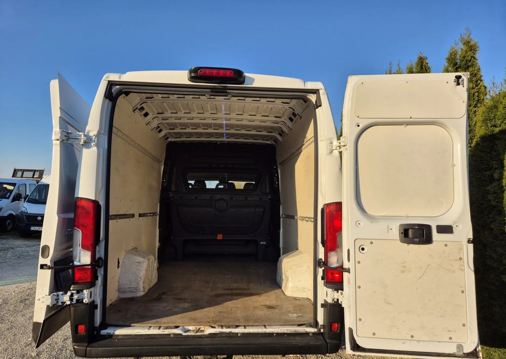Fiat Ducato 2.3 150KM Brygadówka Maxi L4h2 - الشاحنات الصغيرة كابينة مزدوجة: صور 4 Fiat Ducato 2.3 150KM Brygadówka Maxi L4h2 - الشاحنات الصغيرة كابينة مزدوجة: صور 4