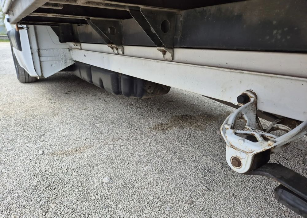 Mercedes-Benz 316CDI 2.2 160KM - الشاحنات الصغيرة المسطحة: صور 4 Mercedes-Benz 316CDI 2.2 160KM - الشاحنات الصغيرة المسطحة: صور 4