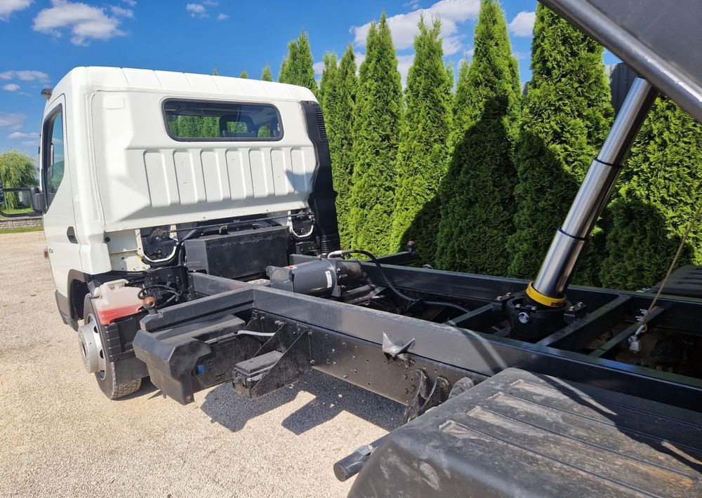 Mitsubishi Canter 7c15 3.0 150KM - قلاب صغير: صور 5 Mitsubishi Canter 7c15 3.0 150KM - قلاب صغير: صور 5
