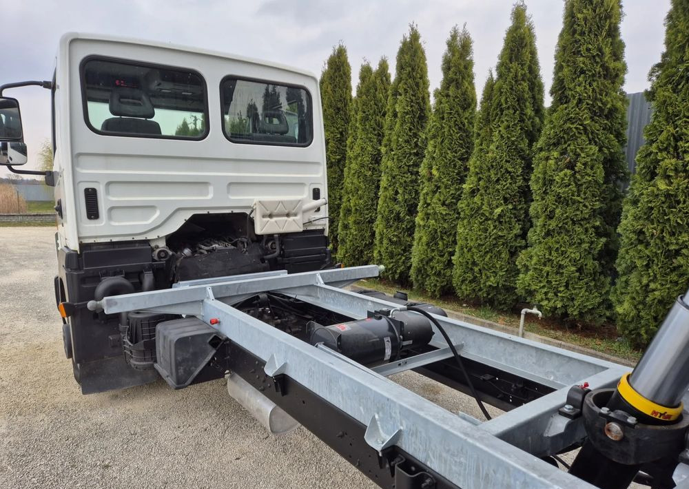 Nissan ATLEON 3.0 150KM Wywrotka 3-stronna - قلاب صغير: صور 5 Nissan ATLEON 3.0 150KM Wywrotka 3-stronna - قلاب صغير: صور 5