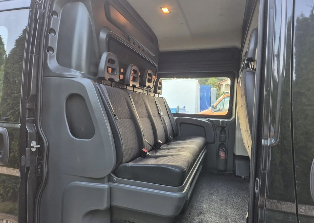 Peugeot Boxer 2.2 130KM Dubel kabina - فان, الشاحنات الصغيرة كابينة مزدوجة: صور 5 Peugeot Boxer 2.2 130KM Dubel kabina - فان, الشاحنات الصغيرة كابينة مزدوجة: صور 5