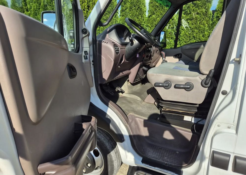 Renault Mascott Silnik Iveco 2.8 130KM - قلاب صغير: صور 5 Renault Mascott Silnik Iveco 2.8 130KM - قلاب صغير: صور 5