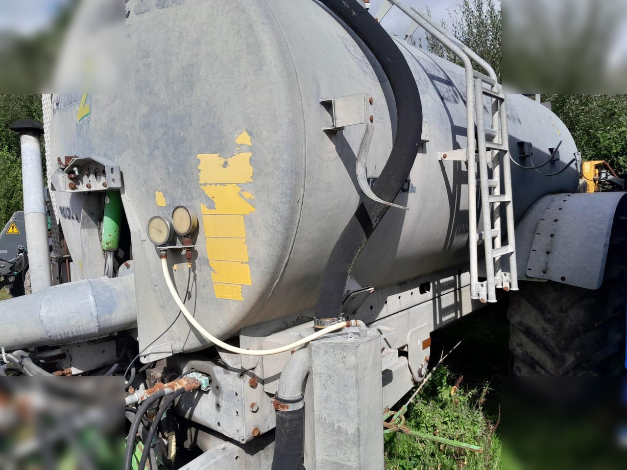 2006 JOSKIN KOMFORT 2 10000S - صهريج السماد السائل: صور 4 2006 JOSKIN KOMFORT 2 10000S - صهريج السماد السائل: صور 4