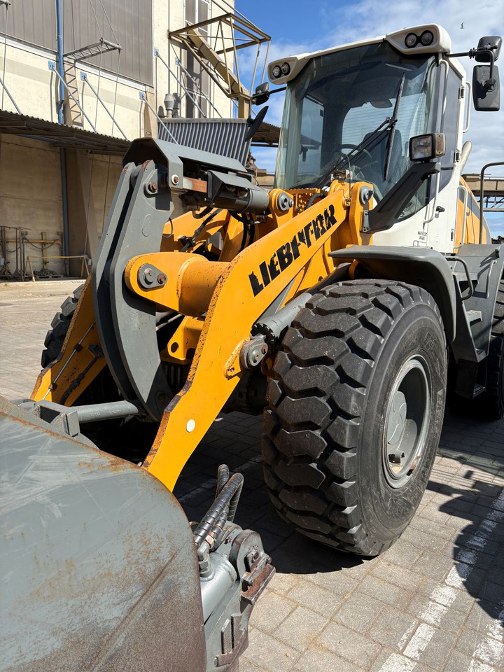 Liebherr L538 - اللودر بعجل: صور 1 Liebherr L538 - اللودر بعجل: صور 1