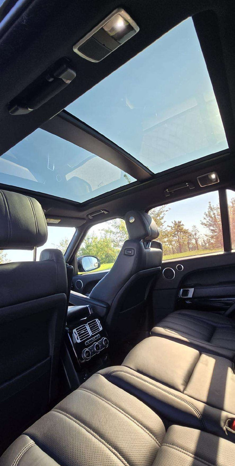 Land Rover Range Rover - سيارة دفع رباعي: صور 3 Land Rover Range Rover - سيارة دفع رباعي: صور 3
