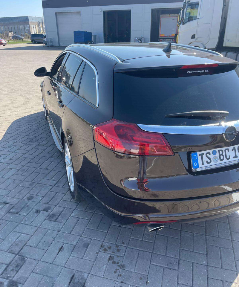 Opel Insignia - سيارة ستيشن: صور 5 Opel Insignia - سيارة ستيشن: صور 5