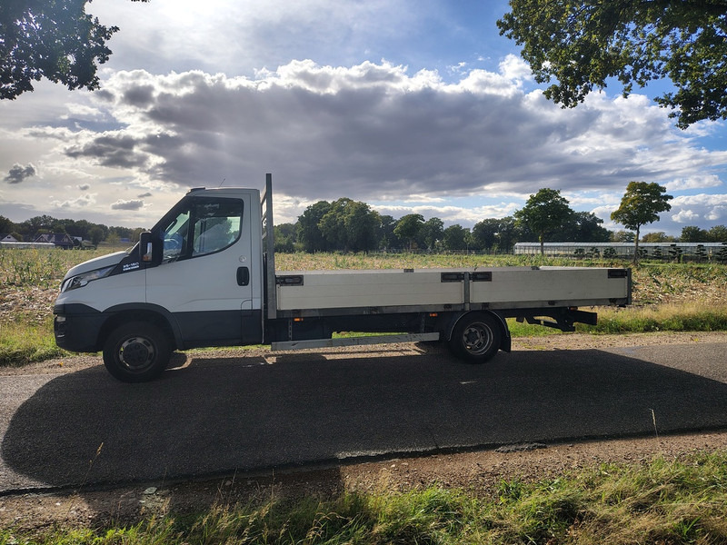 Iveco Daily 35C180 - الشاحنات الصغيرة المسطحة: صور 2 Iveco Daily 35C180 - الشاحنات الصغيرة المسطحة: صور 2