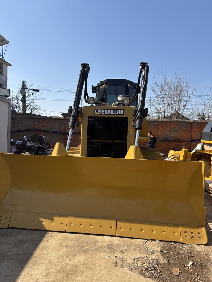 CATERPILLAR D7G USED bulldozer good condition ready to work - بلدوزر: صور 2 CATERPILLAR D7G USED bulldozer good condition ready to work - بلدوزر: صور 2