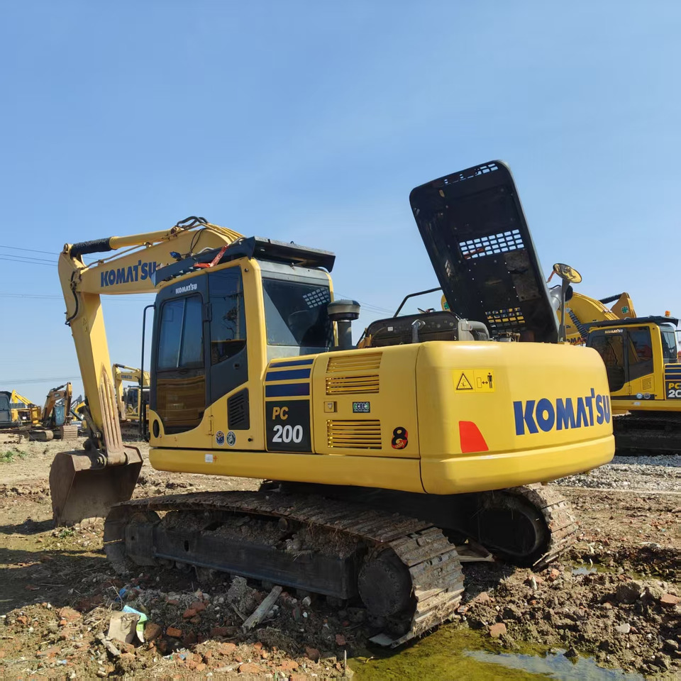 KOMATSU pc200 hot sale 20 tons excavator japan brand - حفارات زحافة: صور 1 KOMATSU pc200 hot sale 20 tons excavator japan brand - حفارات زحافة: صور 1