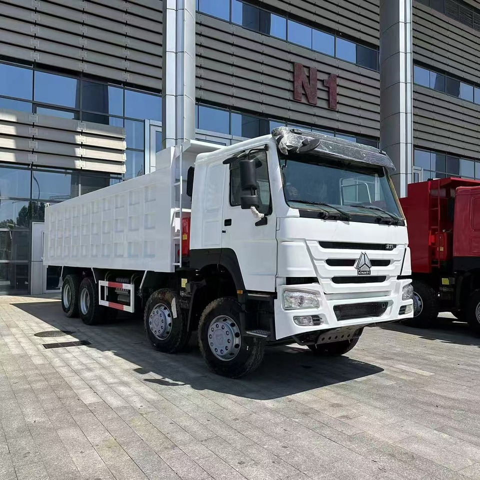 SINOTRUK howo 371 8x4 dump truck - قلابة شاحنة: صور 4 SINOTRUK howo 371 8x4 dump truck - قلابة شاحنة: صور 4