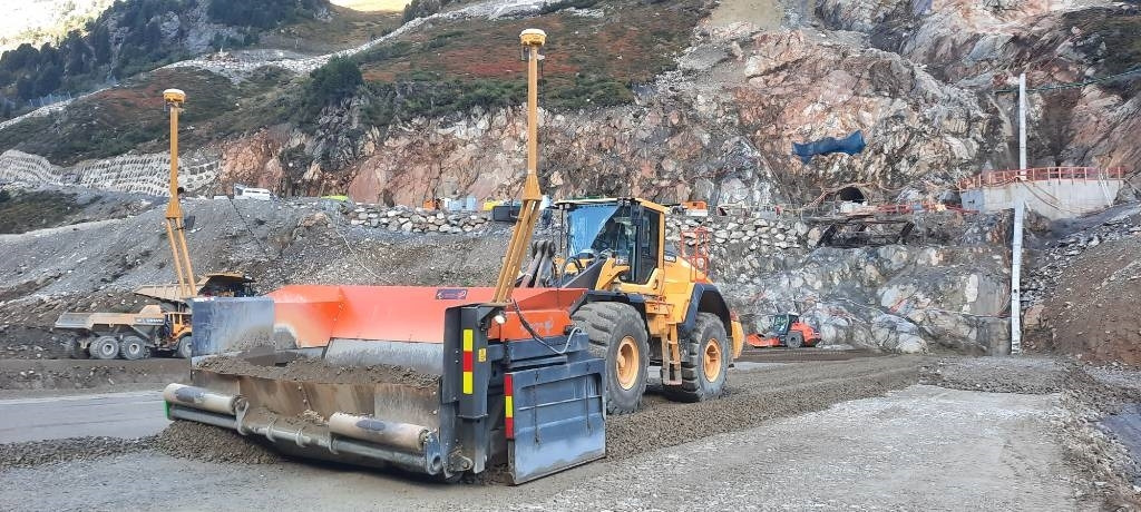 Reptail LM - آلة تسوية الأرض: صور 4 Reptail LM - آلة تسوية الأرض: صور 4