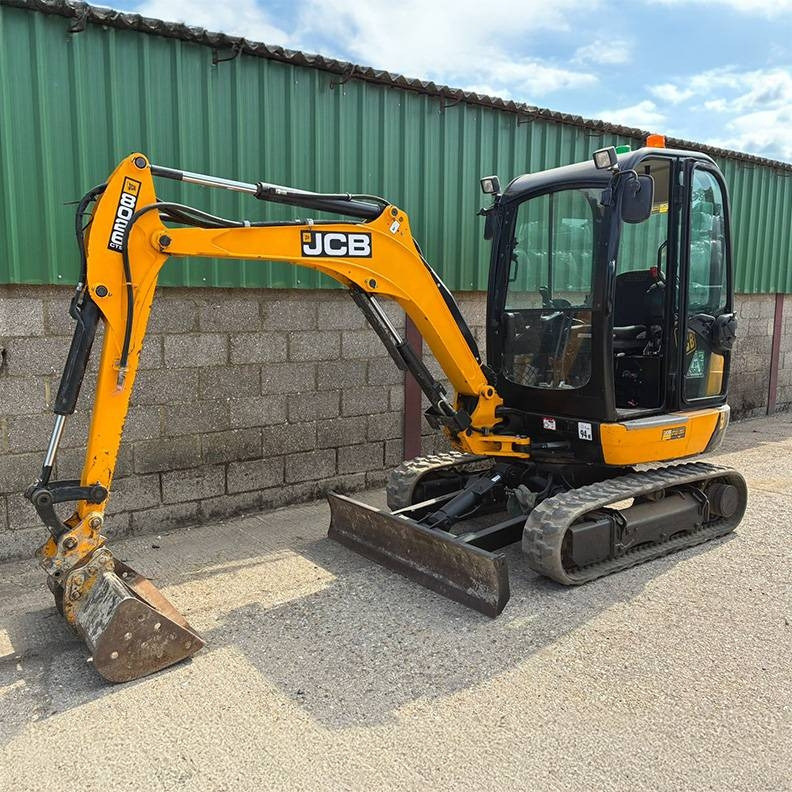 JCB 8026 - حفارة مصغرة: صور 1 JCB 8026 - حفارة مصغرة: صور 1