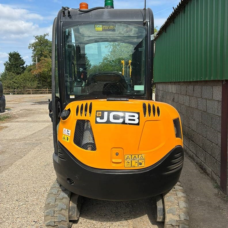 JCB 8026 - حفارة مصغرة: صور 4 JCB 8026 - حفارة مصغرة: صور 4