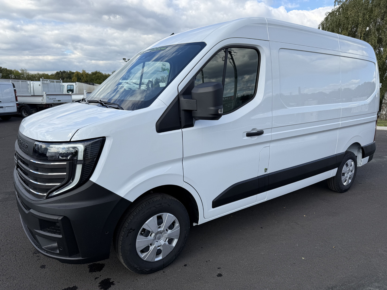 NISSAN INTERSTAR 2.0DCI150 - فان: صور 4 NISSAN INTERSTAR 2.0DCI150 - فان: صور 4