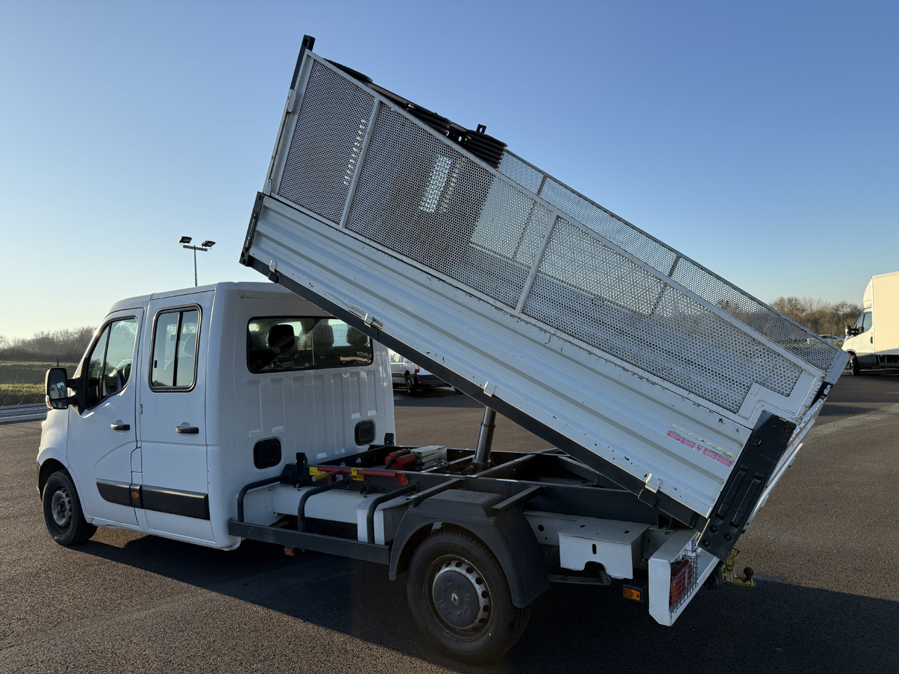 RENAULT MASTER 2.3DCI125 BENNE ACIER DOUBLE CABINE ROUE SIMPLE + REHAUSSE DE RIDELLE - قلاب صغير: صور 4 RENAULT MASTER 2.3DCI125 BENNE ACIER DOUBLE CABINE ROUE SIMPLE + REHAUSSE DE RIDELLE - قلاب صغير: صور 4