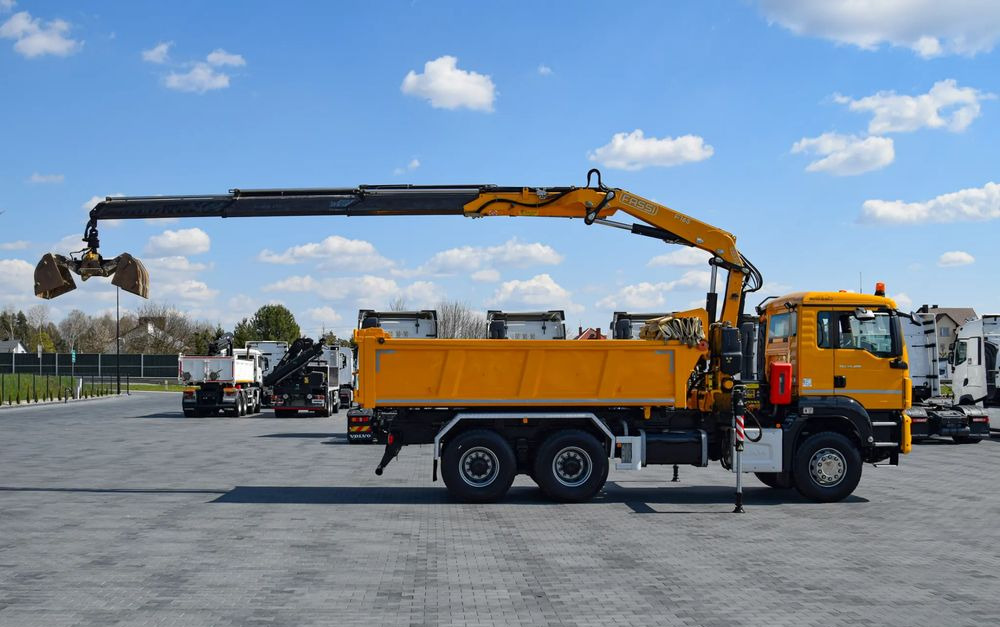 MAN TGS 26.400 / 6x4 / EURO 6 / UDT / HDS FASSI 165 / WYSUW x3 / ROTATOR / CHWYTAK / STEROWANIE RADIOWE / WZMOCNIONA RAMA / WYWROTKA / HYDROBURTA / AUTOMAT / 2017 / NOWE OPONY - 100% / NISKI PRZEBIEG - قلابات, شاحنة كرين: صور 4 MAN TGS 26.400 / 6x4 / EURO 6 / UDT / HDS FASSI 165 / WYSUW x3 / ROTATOR / CHWYTAK / STEROWANIE RADIOWE / WZMOCNIONA RAMA / WYWROTKA / HYDROBURTA / AUTOMAT / 2017 / NOWE OPONY - 100% / NISKI PRZEBIEG - قلابات, شاحنة كرين: صور 4