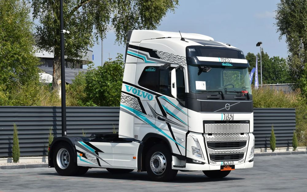 Volvo FH500 / EURO 6 / NOWY MODEL / KLIMATYZACJA POSTOJOWA / ACC / LEDY / 2 ZBIORNIKI / FULL SPILERY / 2023 / NISKI PRZEBIEG / SERWISOWANY / SPROWADZONY - شاحنة جرار: صور 3 Volvo FH500 / EURO 6 / NOWY MODEL / KLIMATYZACJA POSTOJOWA / ACC / LEDY / 2 ZBIORNIKI / FULL SPILERY / 2023 / NISKI PRZEBIEG / SERWISOWANY / SPROWADZONY - شاحنة جرار: صور 3