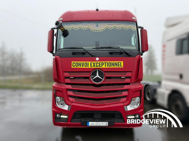 Mercedes-Benz Actros 1848 - شاحنة جرار: صور 3 Mercedes-Benz Actros 1848 - شاحنة جرار: صور 3