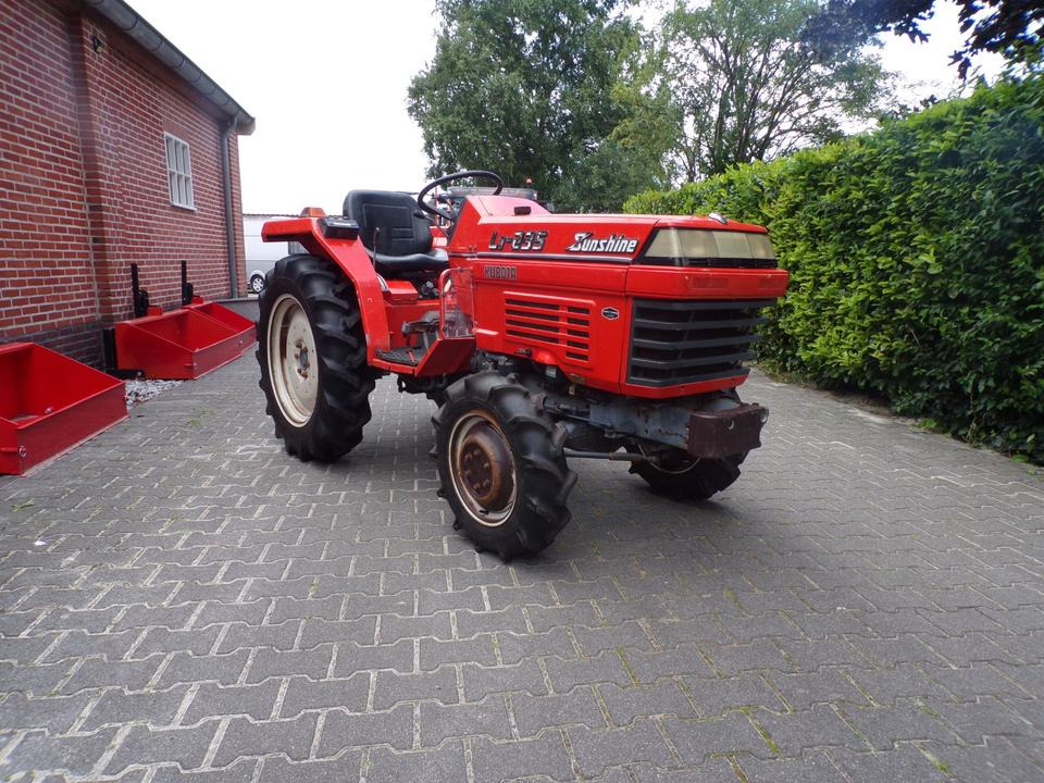 Kleintrakltor Kubota L1-235 - جرار صغير: صور 2 Kleintrakltor Kubota L1-235 - جرار صغير: صور 2