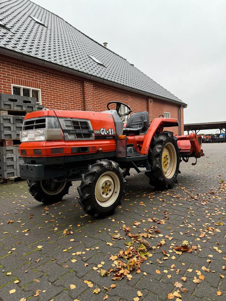 Kleintraktor Kubota GL-21 - جرار صغير: صور 1 Kleintraktor Kubota GL-21 - جرار صغير: صور 1