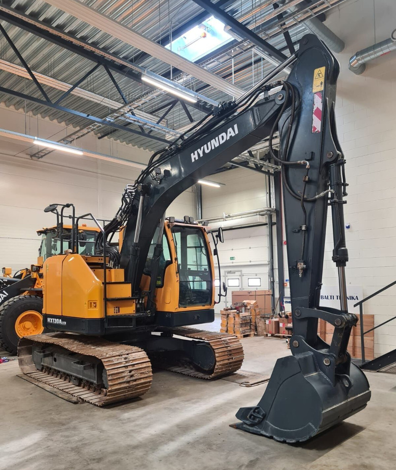 HYUNDAI HX130ALCR - حفارات زحافة: صور 4 HYUNDAI HX130ALCR - حفارات زحافة: صور 4
