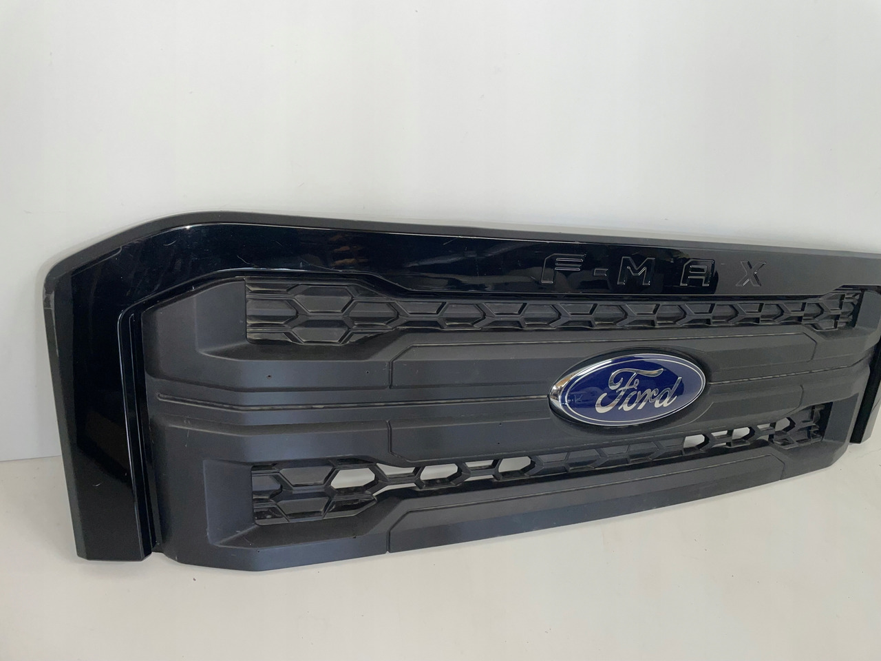 ATRAPA CHŁODNICY FORD F-MAX GRILL MASKA FMAX F MAX - جلوپنجره - شاحنة: صور 3 ATRAPA CHŁODNICY FORD F-MAX GRILL MASKA FMAX F MAX - جلوپنجره - شاحنة: صور 3
