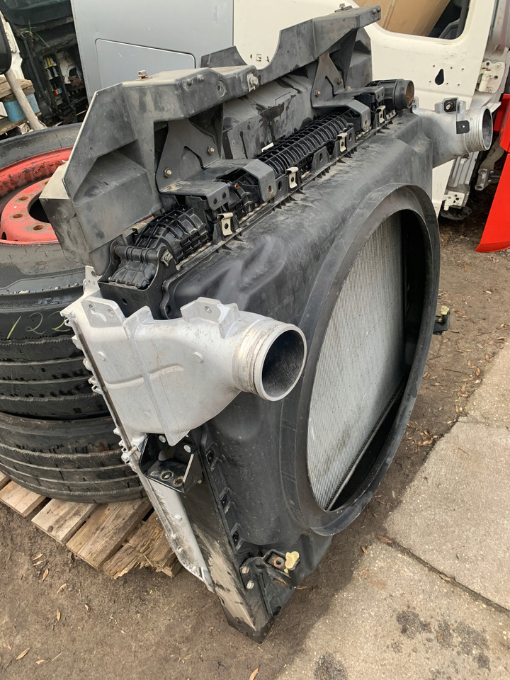 CHŁODNICA WODY POWIETRZA MERCEDES ACTROS MP4 MP 4 - المشعاع - شاحنة: صور 4 CHŁODNICA WODY POWIETRZA MERCEDES ACTROS MP4 MP 4 - المشعاع - شاحنة: صور 4