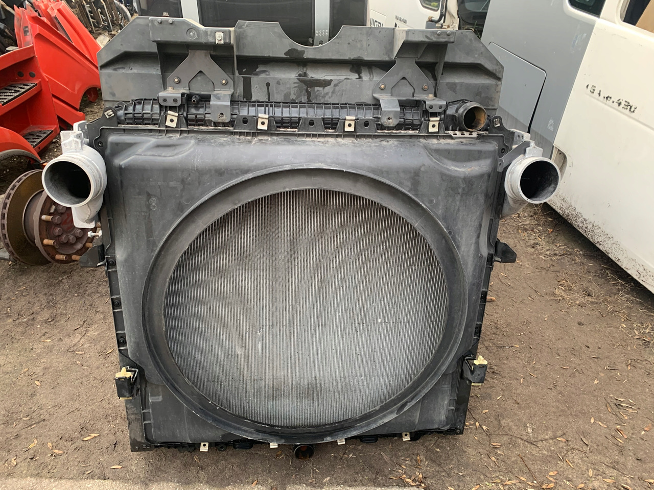 CHŁODNICA WODY POWIETRZA MERCEDES ACTROS MP4 MP 4 - المشعاع - شاحنة: صور 1 CHŁODNICA WODY POWIETRZA MERCEDES ACTROS MP4 MP 4 - المشعاع - شاحنة: صور 1