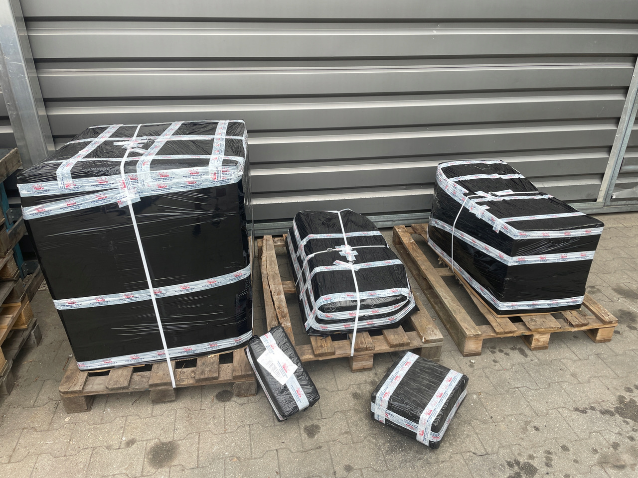 DOLNY STOPIEŃ STOPNICA MAN TG3 TGX TGS 3 81615016003 - خطوة جانبية - شاحنة: صور 5 DOLNY STOPIEŃ STOPNICA MAN TG3 TGX TGS 3 81615016003 - خطوة جانبية - شاحنة: صور 5