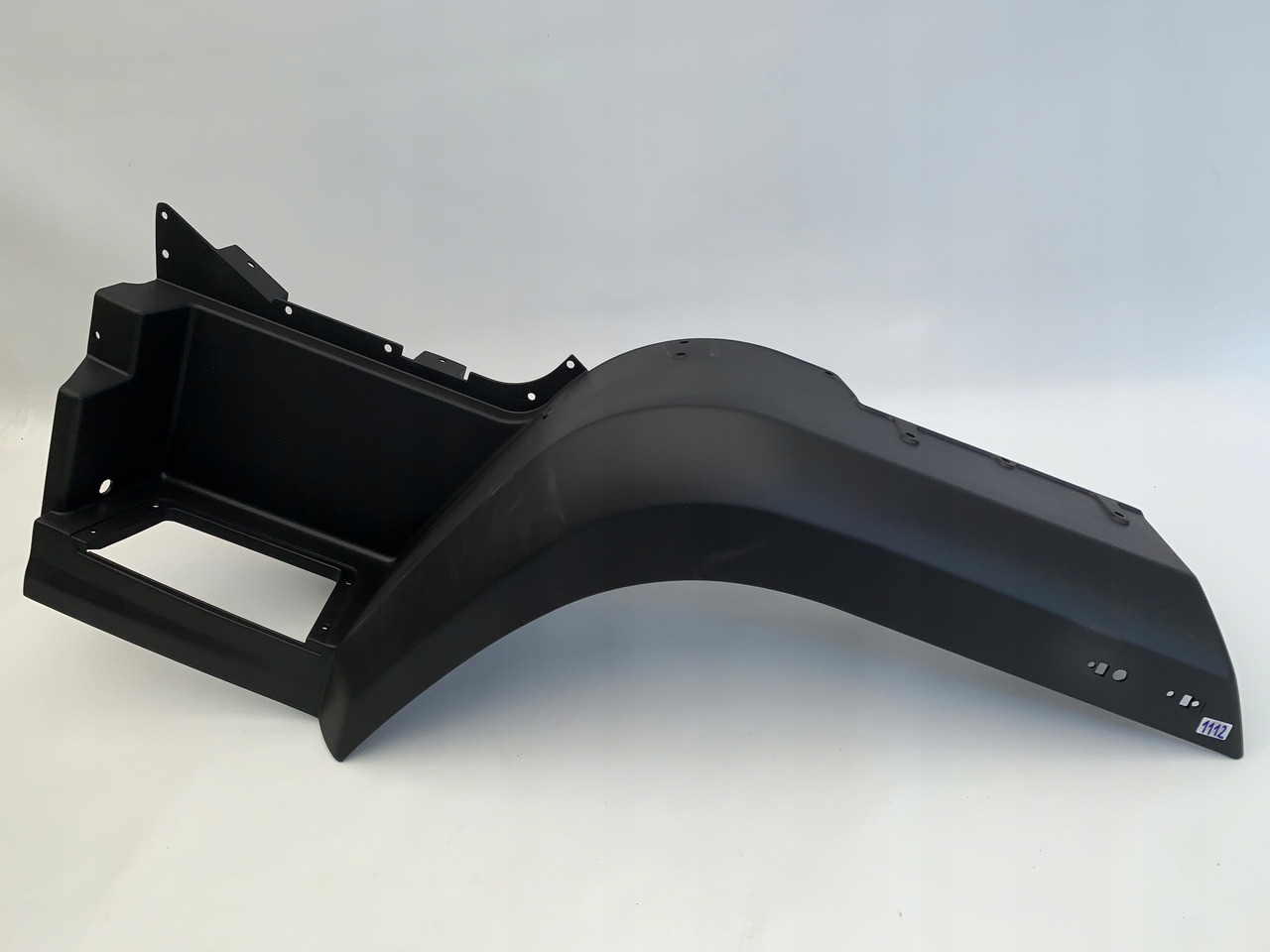 LEWA STOPNICA BŁOTNIK MAN L2000M L 2000 M NR 1112 - هيكل السيارة الخارجية - شاحنة: صور 1 LEWA STOPNICA BŁOTNIK MAN L2000M L 2000 M NR 1112 - هيكل السيارة الخارجية - شاحنة: صور 1