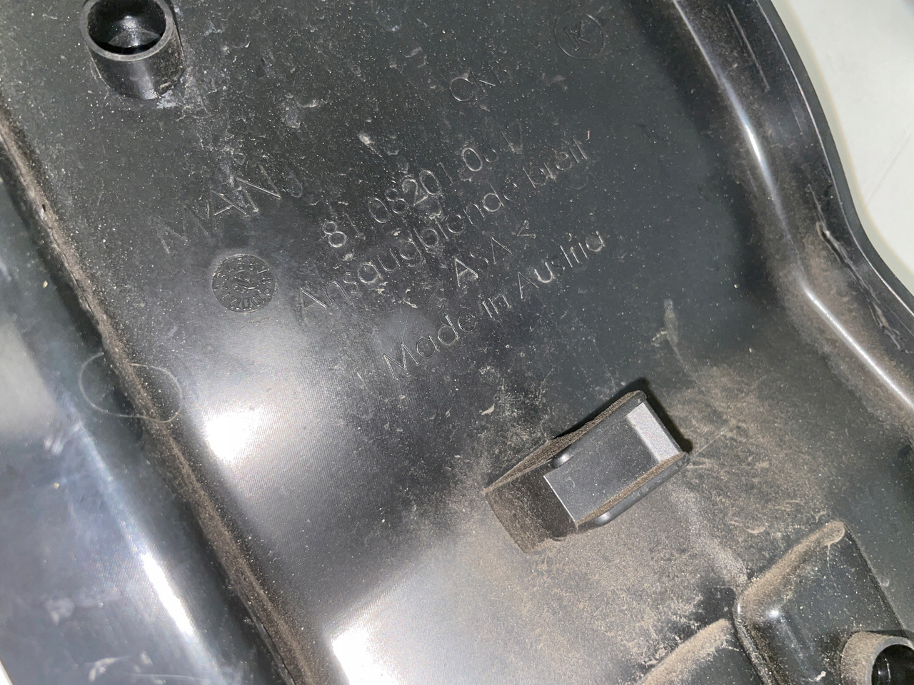 PLASTER MIODU OSŁONA KOMINA MAN TGX3 TG3 TGX 3 81082010647 - الديناميكا الهوائية / المفسدين - شاحنة: صور 4 PLASTER MIODU OSŁONA KOMINA MAN TGX3 TG3 TGX 3 81082010647 - الديناميكا الهوائية / المفسدين - شاحنة: صور 4