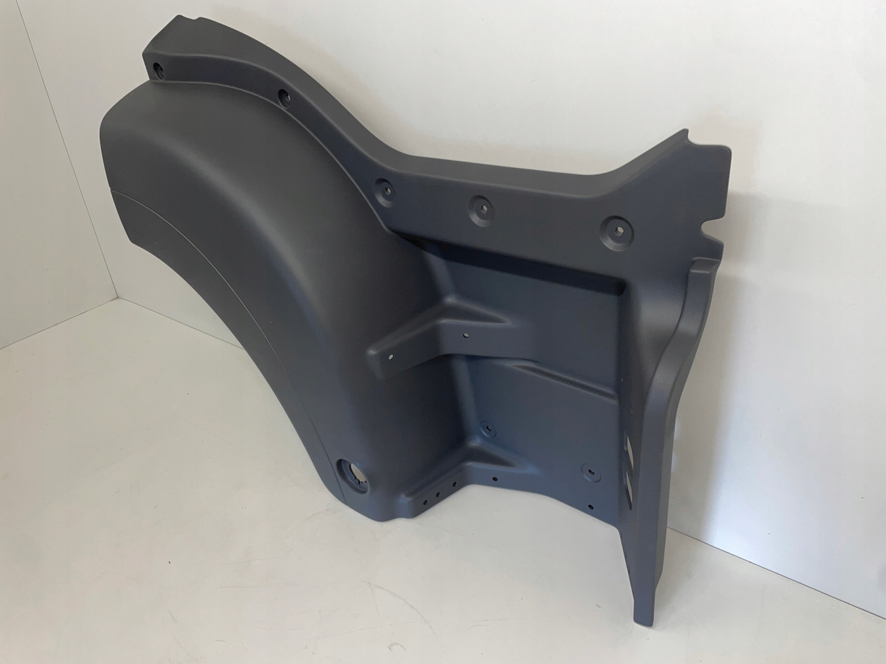 PRAWA STOPNICA MAN TGS E6 81615100870 - جلوپنجره - شاحنة: صور 3 PRAWA STOPNICA MAN TGS E6 81615100870 - جلوپنجره - شاحنة: صور 3