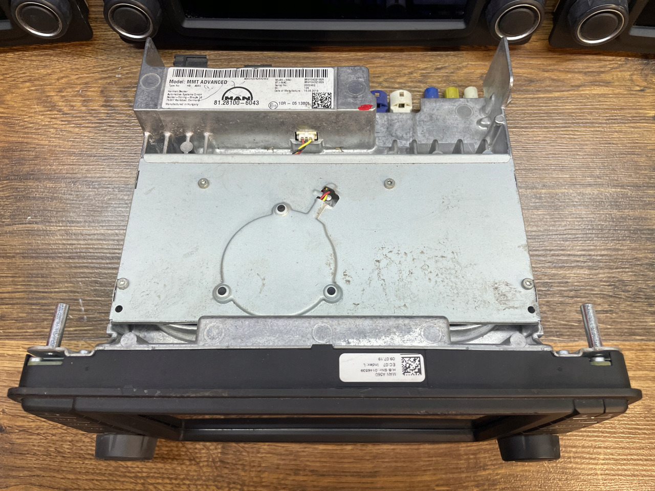 RADIO NAWIGACJA MAN TGS TGX EURO 6 81281006043 - نظم الملاحة - شاحنة: صور 2 RADIO NAWIGACJA MAN TGS TGX EURO 6 81281006043 - نظم الملاحة - شاحنة: صور 2