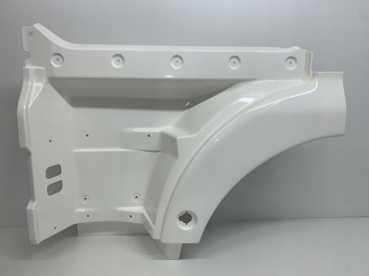 STOPNICA STOPIEŃ MAN TGX EURO 6 RAL 9010 NR 1810 - باب و قطع الغيار - شاحنة: صور 1 STOPNICA STOPIEŃ MAN TGX EURO 6 RAL 9010 NR 1810 - باب و قطع الغيار - شاحنة: صور 1