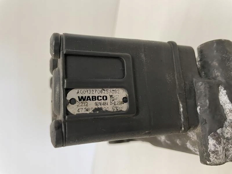 ZAWÓR PODUSZEK MERCEDES ACTROS MP 4 A0013270625 - صمام الفرامل - شاحنة: صور 2 ZAWÓR PODUSZEK MERCEDES ACTROS MP 4 A0013270625 - صمام الفرامل - شاحنة: صور 2