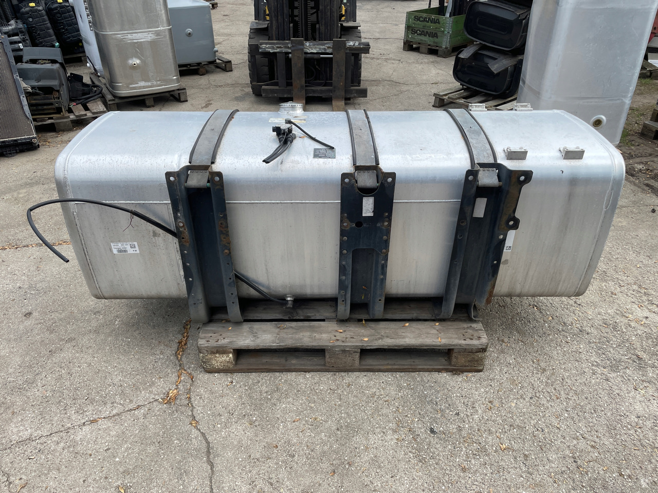 ZBIORNIK PALIWA MAN TGX TGS TGX3 TG3 910 L 81122016846 - خزان وقود - شاحنة: صور 5 ZBIORNIK PALIWA MAN TGX TGS TGX3 TG3 910 L 81122016846 - خزان وقود - شاحنة: صور 5