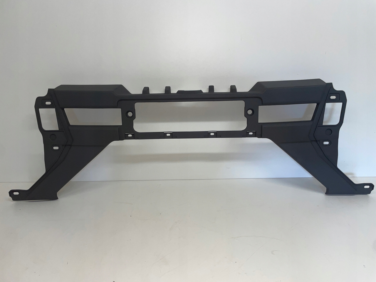 ZDERZAK ŚRODEK ZDERZAKA MASKOWNICA MAN TGX TGS 3 TG3 81416146033 - كأس مترعة - شاحنة: صور 1 ZDERZAK ŚRODEK ZDERZAKA MASKOWNICA MAN TGX TGS 3 TG3 81416146033 - كأس مترعة - شاحنة: صور 1