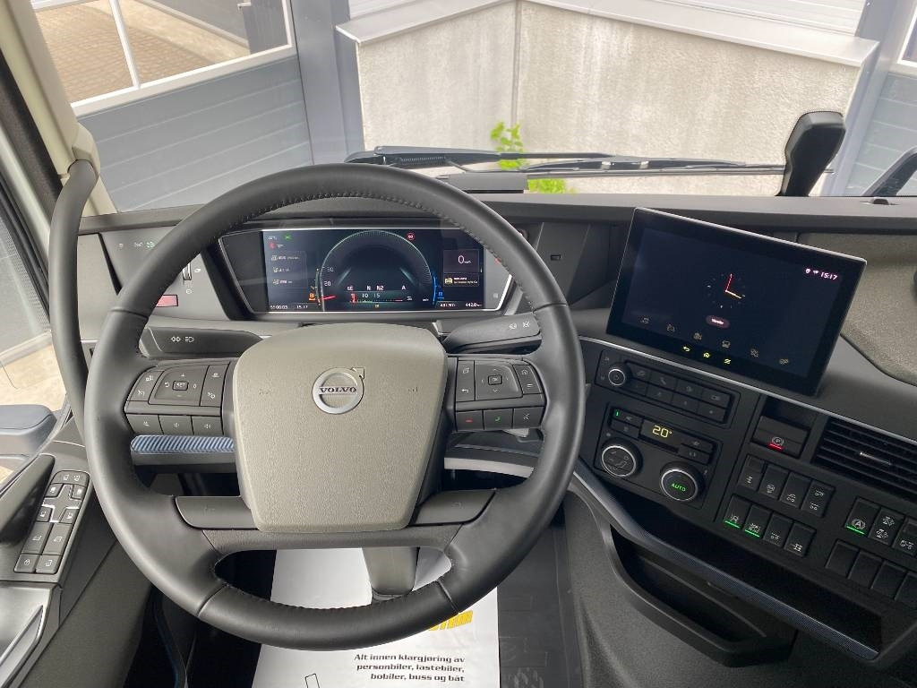 Volvo FH 500 - شاحنة جرار: صور 5 Volvo FH 500 - شاحنة جرار: صور 5