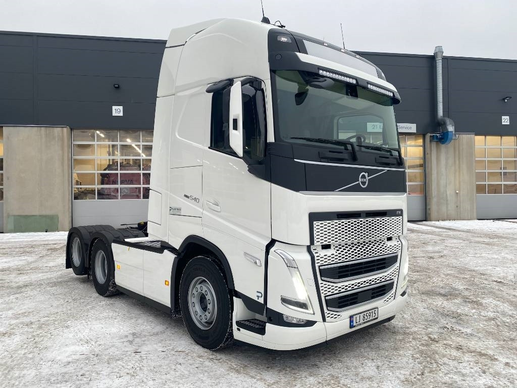 Volvo FH 540  - شاحنة جرار: صور 3 Volvo FH 540  - شاحنة جرار: صور 3