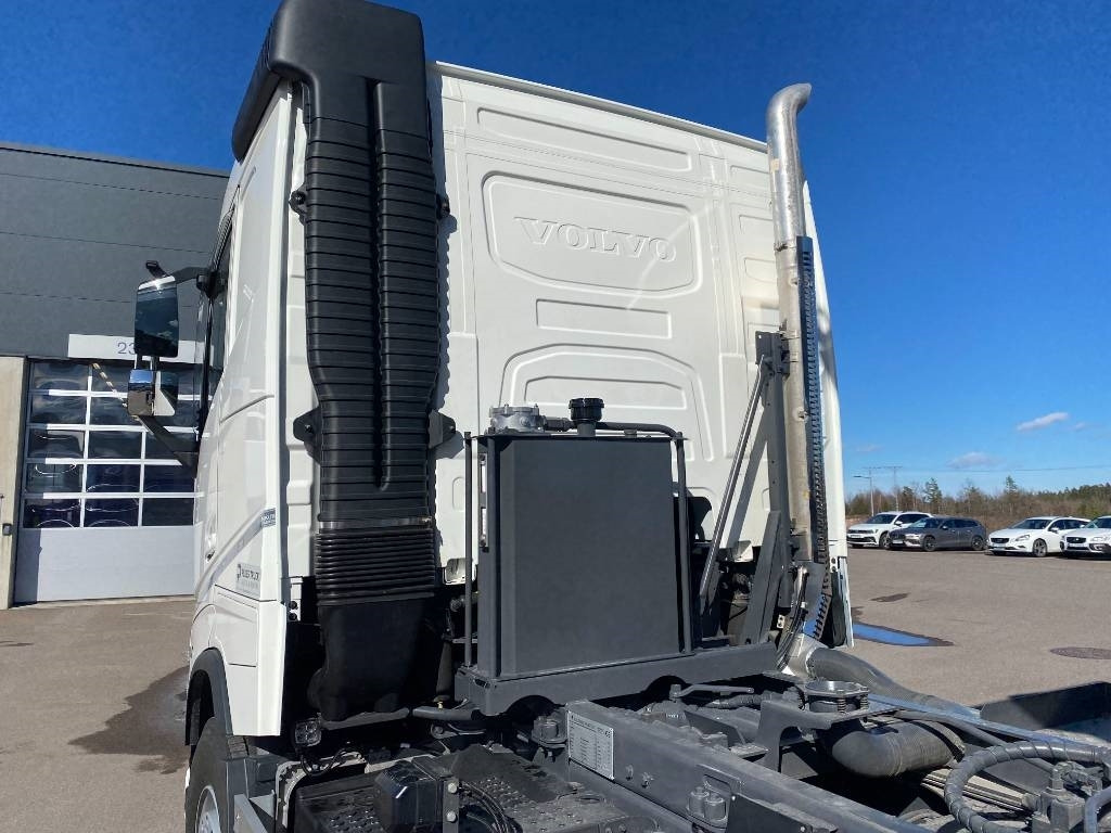 قلابات Volvo FH 540: صور 10