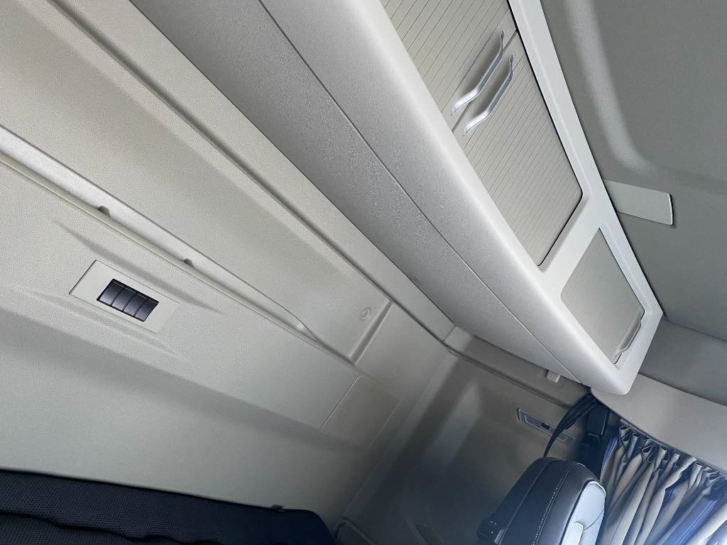 قلابات Volvo FH 540: صور 15