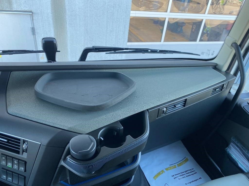 قلابات Volvo FH 540: صور 12