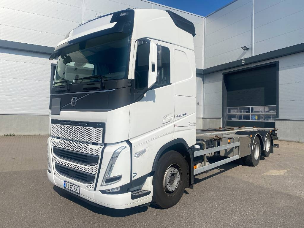 Volvo FH 540 - شاحنات الحاويات / جسم علوي قابل للتغيير شاحنة: صور 1 Volvo FH 540 - شاحنات الحاويات / جسم علوي قابل للتغيير شاحنة: صور 1