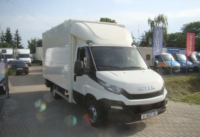 Iveco DAILY 40 C 15 3.0TDI 3.5T DMC WINDA 1000KG1000KG - الشاحنات الصغيرة صندوق مغلق: صور 4 Iveco DAILY 40 C 15 3.0TDI 3.5T DMC WINDA 1000KG1000KG - الشاحنات الصغيرة صندوق مغلق: صور 4
