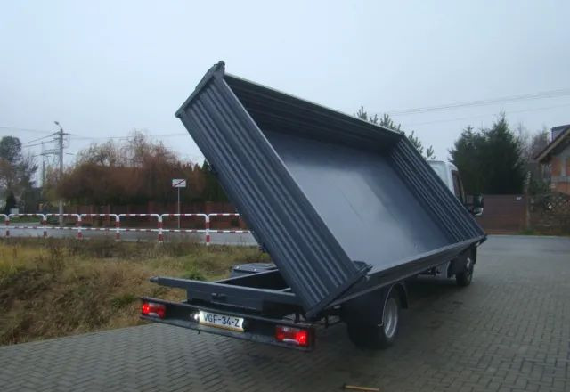 Iveco DAILY 50 C 17 3.0TDI WYWROTKA 4.70M 3.5T KLIMATRONIK - قلاب صغير: صور 4 Iveco DAILY 50 C 17 3.0TDI WYWROTKA 4.70M 3.5T KLIMATRONIK - قلاب صغير: صور 4