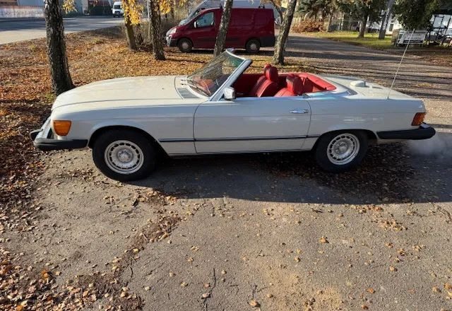 Mercedes-Benz SL - كابريوليه: صور 3 Mercedes-Benz SL - كابريوليه: صور 3