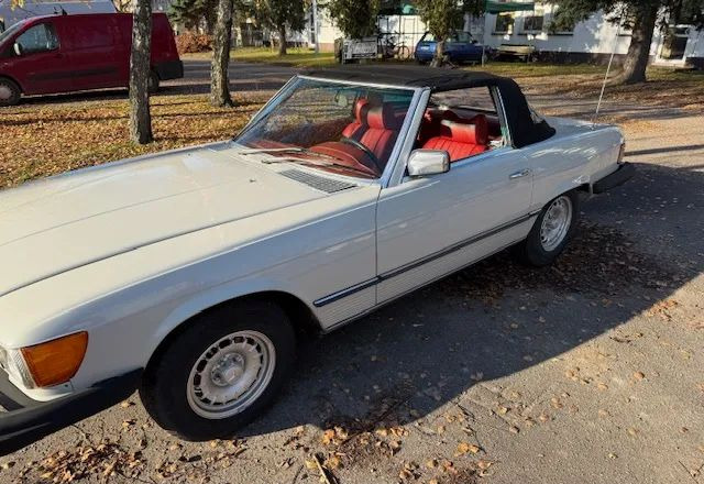 Mercedes-Benz SL - كابريوليه: صور 1 Mercedes-Benz SL - كابريوليه: صور 1