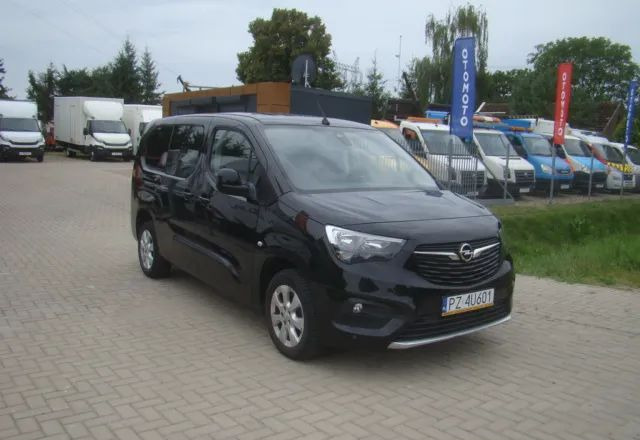 Opel COMBO 1.5D MAXI FUL OPCJA WYPOSAŻENIA - فان المدمجة: صور 4 Opel COMBO 1.5D MAXI FUL OPCJA WYPOSAŻENIA - فان المدمجة: صور 4