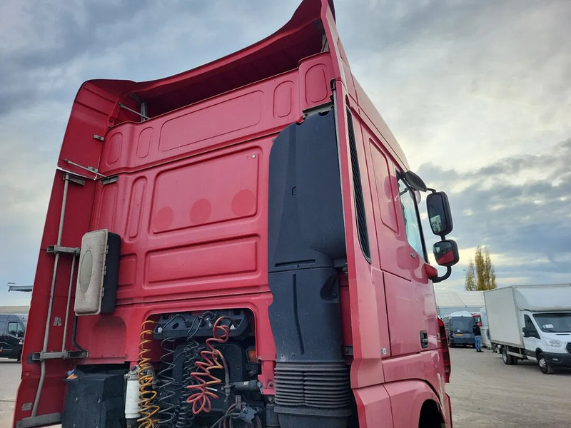 DAF XF 460 - شاحنة جرار: صور 4 DAF XF 460 - شاحنة جرار: صور 4